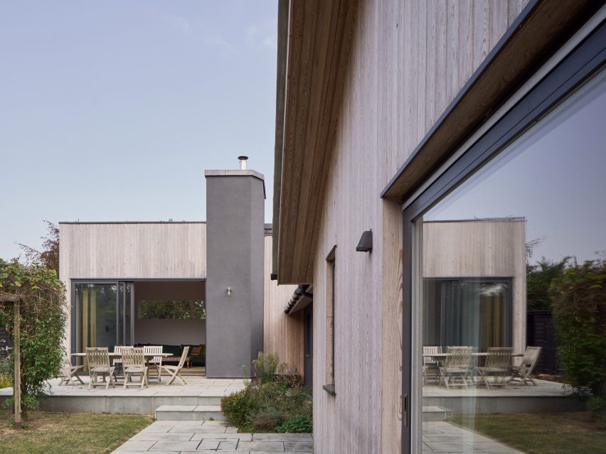 Stone’s Throw house by Mole Architects