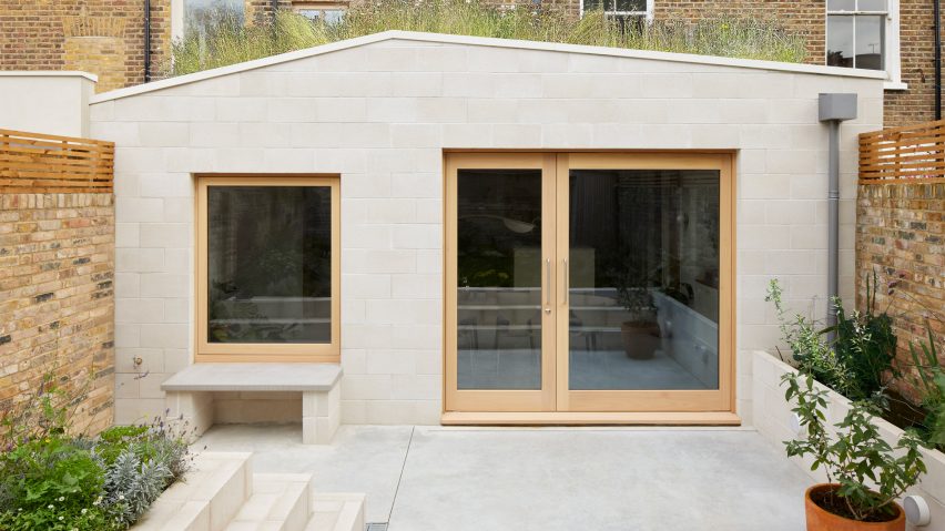 Hoj House by Studio Merlin