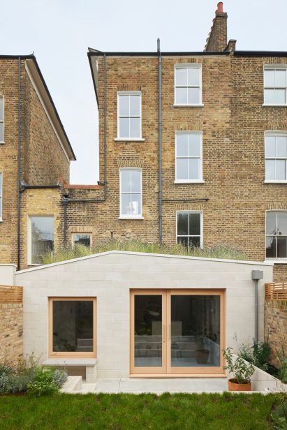 Exterior view of Hoj House extension in London
