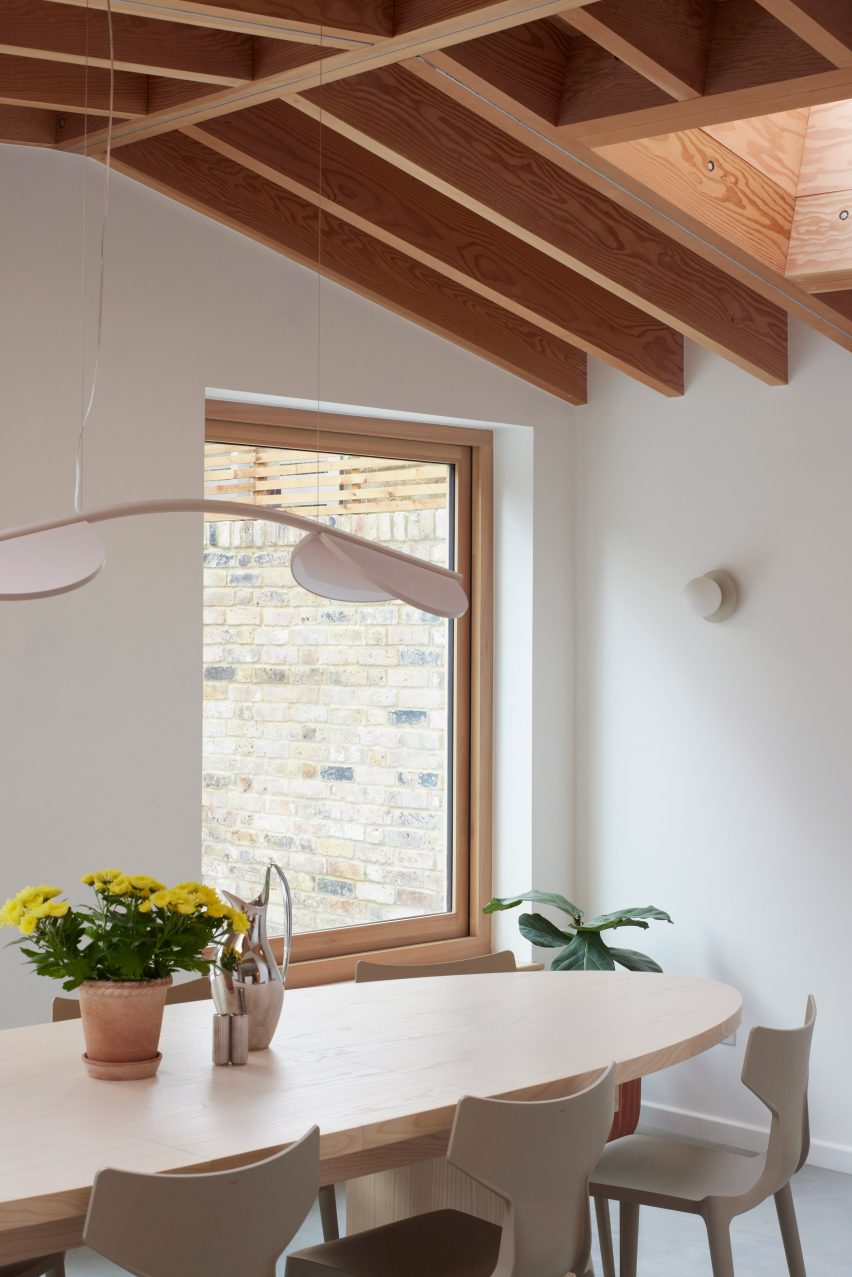 Hoj House by Studio Merlin