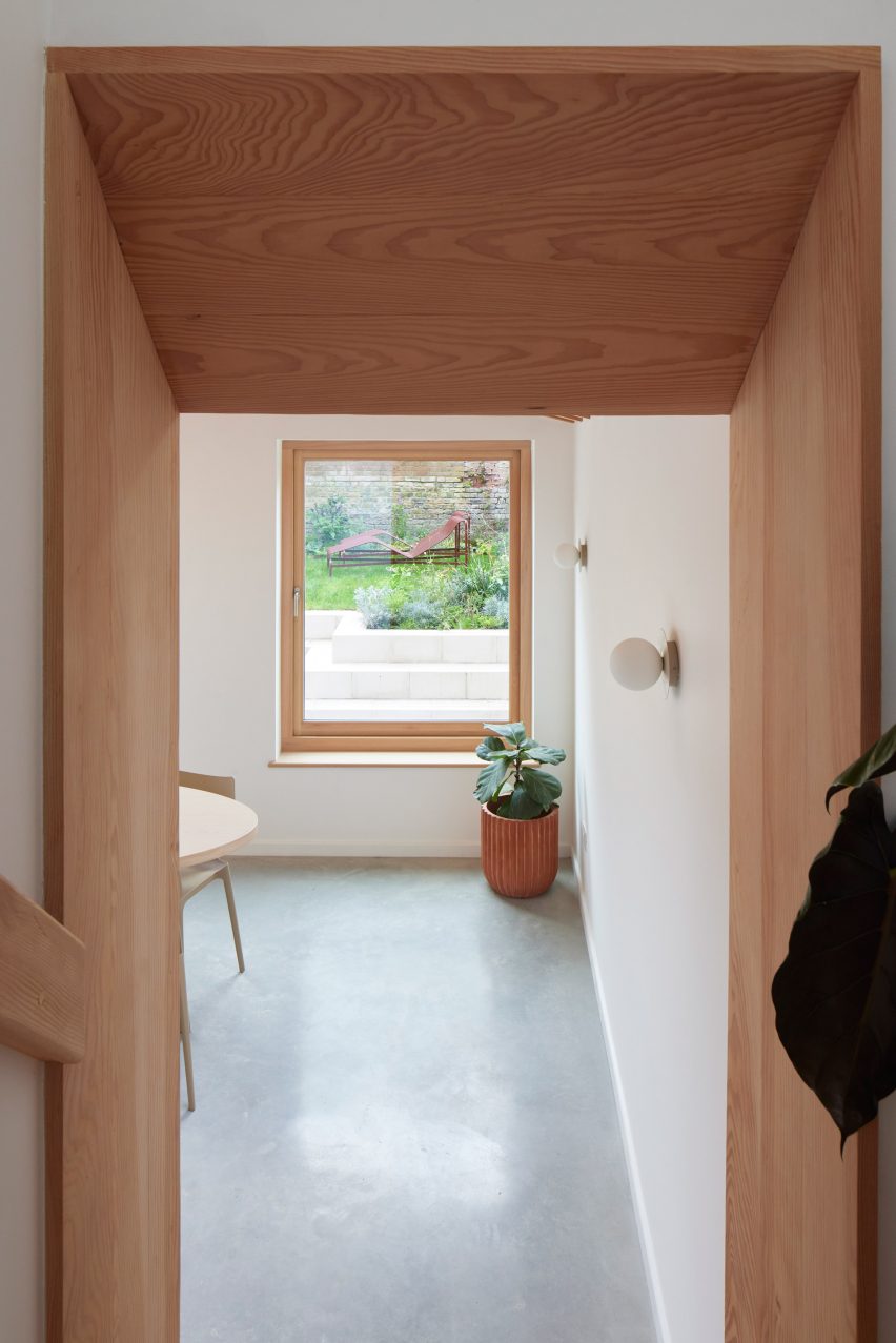 Hoj House by Studio Merlin
