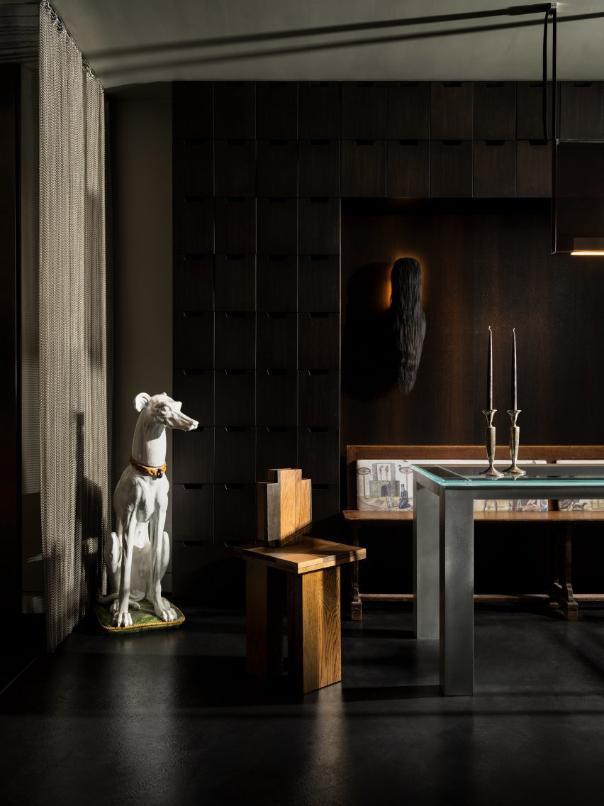 Studio S II