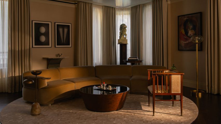 Interior in Mayfair by Tatjana von Stein
