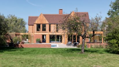 Eight Gables by Threefold Architects