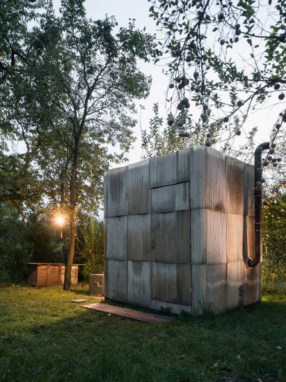 Self-built garden structure by Ika Architekti