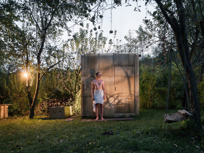 Upcycled Sauna by Ika Architekti