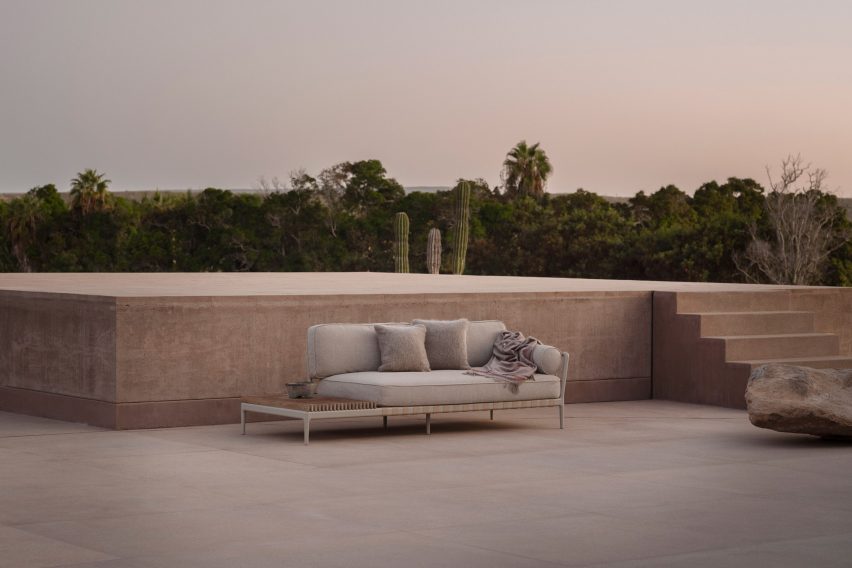Vipp Todos Santos guesthouse by PPAA