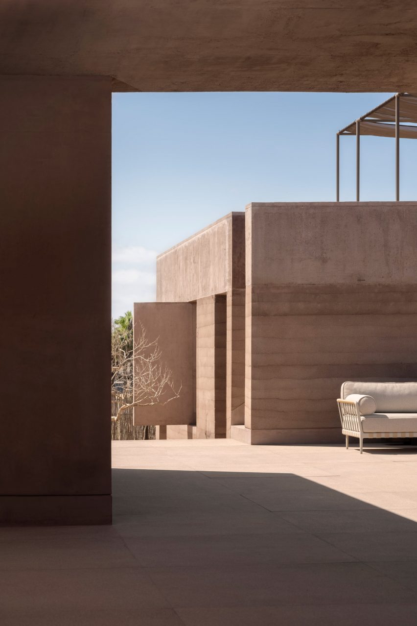 Vipp Todos Santos guesthouse by PPAA