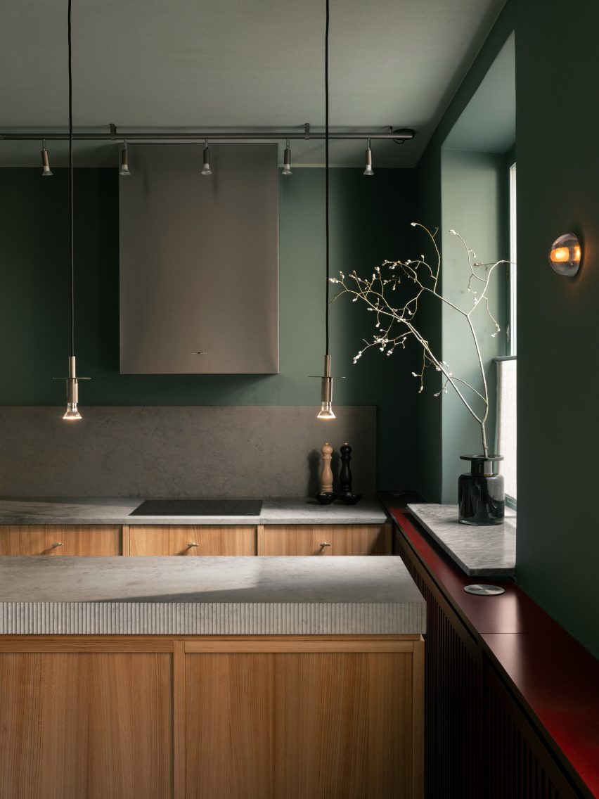 Stone kitchen island in Stockholm space