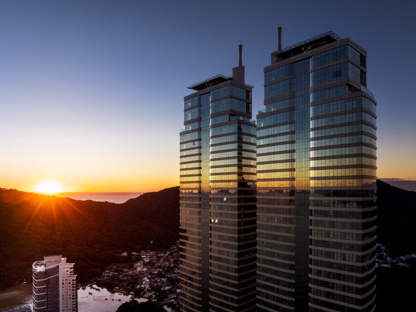 Pininfania towers
