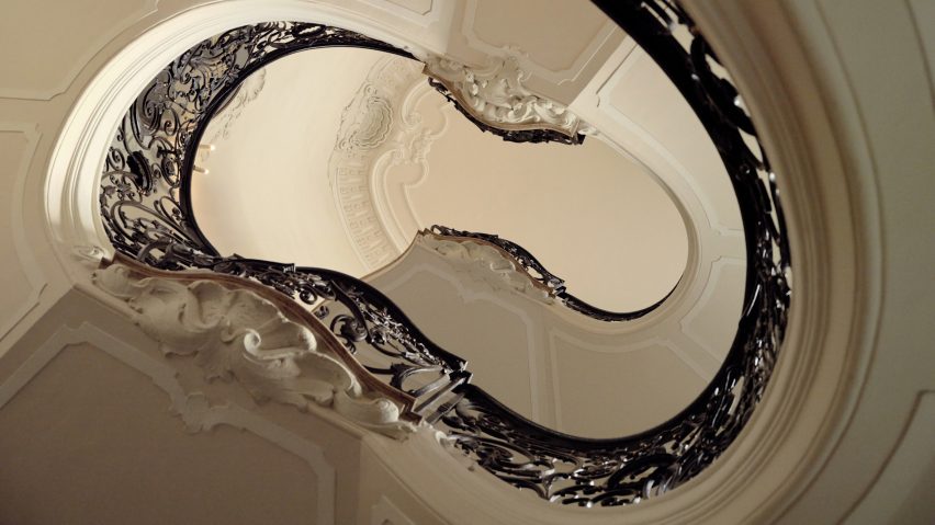 Photo of staircase in Palazzo Donizetti, Milan