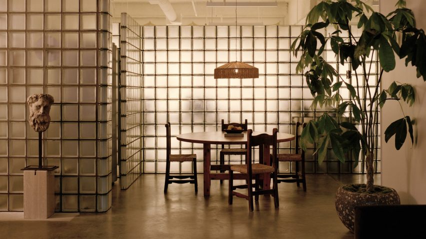 MW.S offices by Mouthwash Studio and Aunt Studio