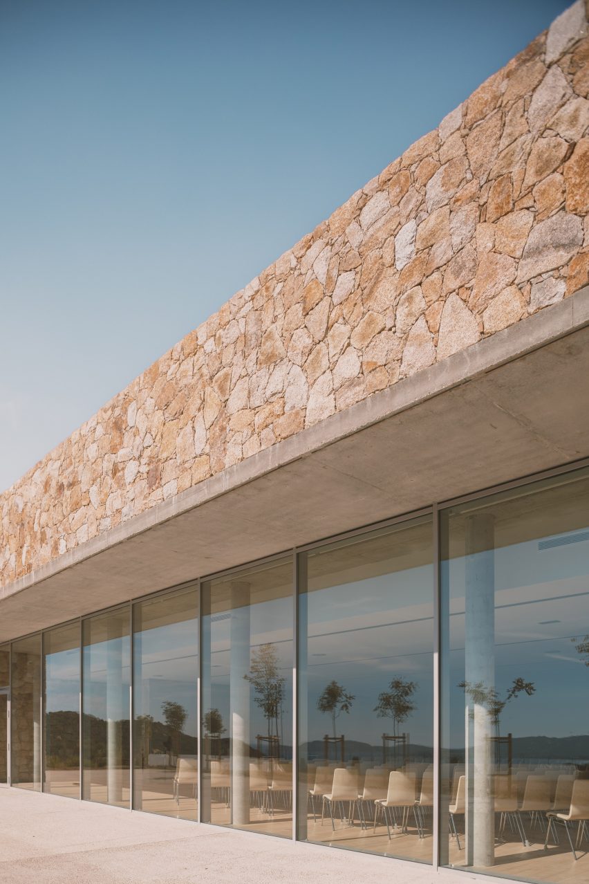 Edmond Simeoni School and Cultural Space in Lumio by Amelia Tavella Architectes