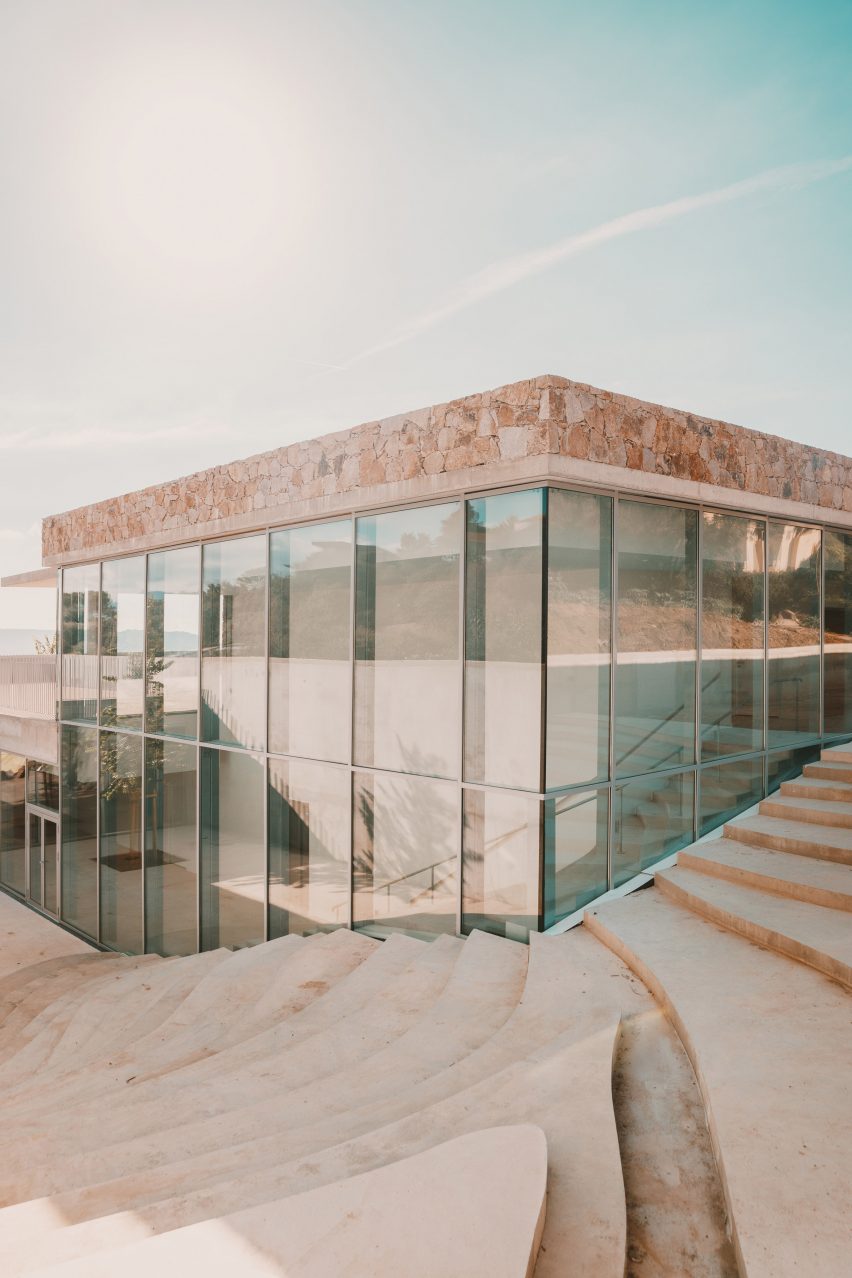 Edmond Simeoni School and Cultural Space in Lumio by Amelia Tavella Architectes