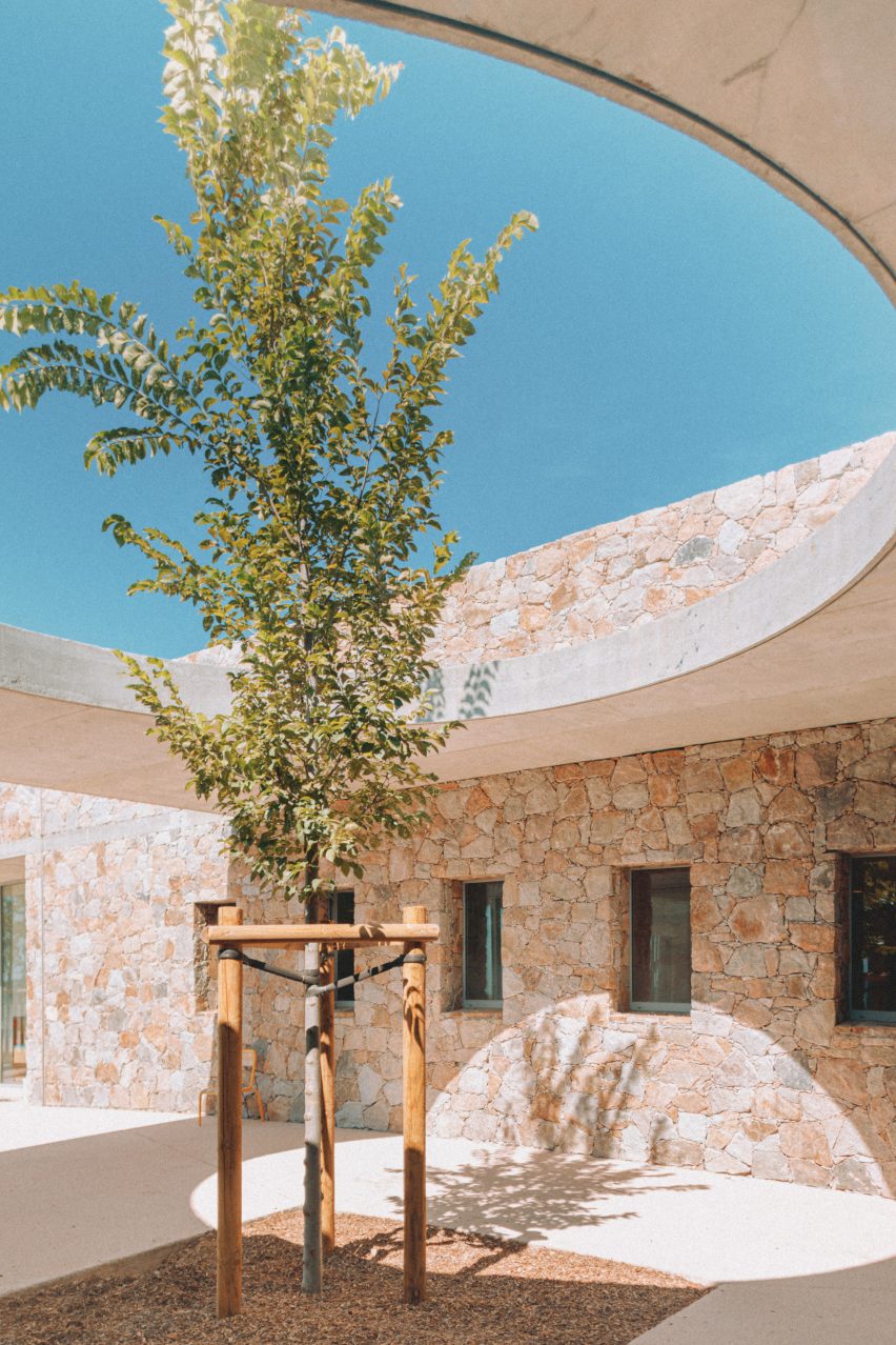 Edmond Simeoni School and Cultural Space in Lumio by Amelia Tavella Architectes