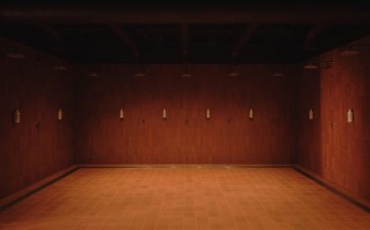 Showers at the Arc sauna by Cake Architecture