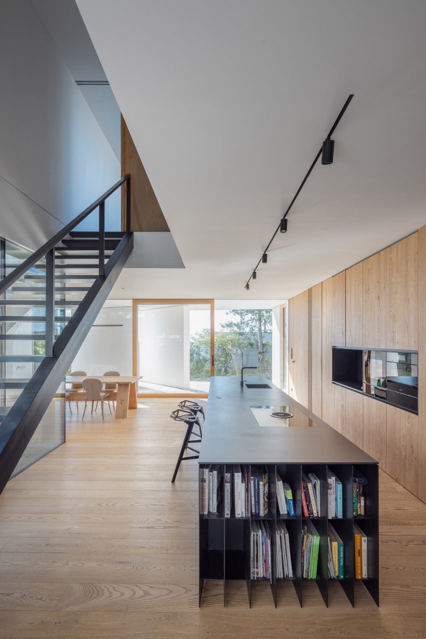 House of Gills by Beef Architekti