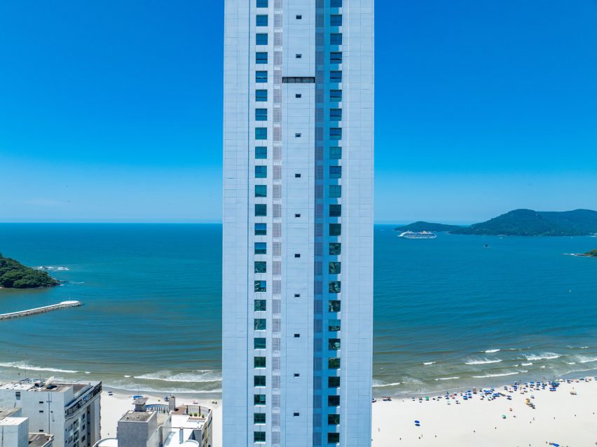 Boreal Tower under construction in Brazil
