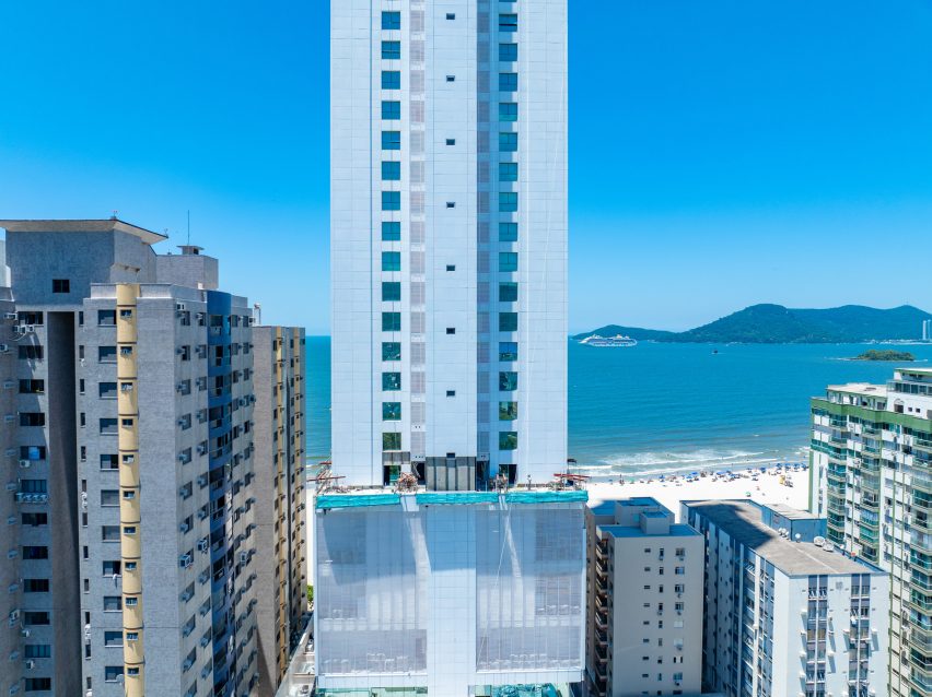 Boreal Tower under construction in Brazil