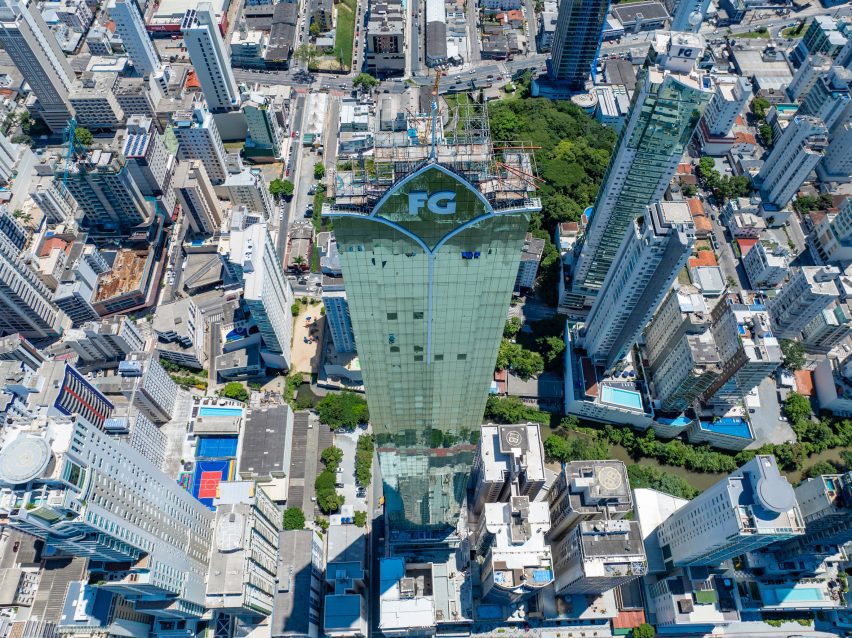 Boreal Tower under construction in Brazil