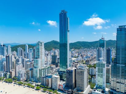 Boreal Tower under construction in Brazil