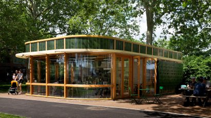 Docklands cafe by Makespace Architects