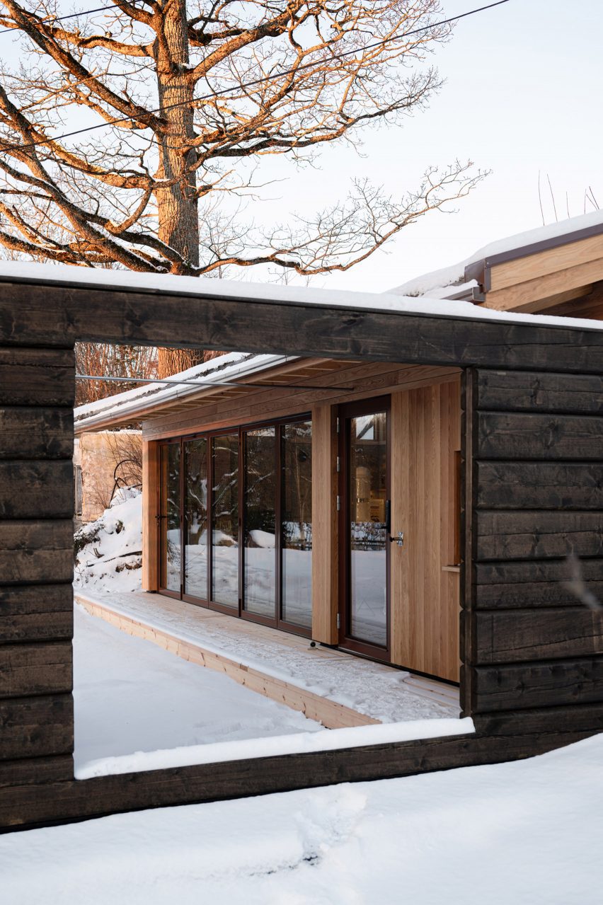 Folly Fair Hill annexe by Rever & Drage