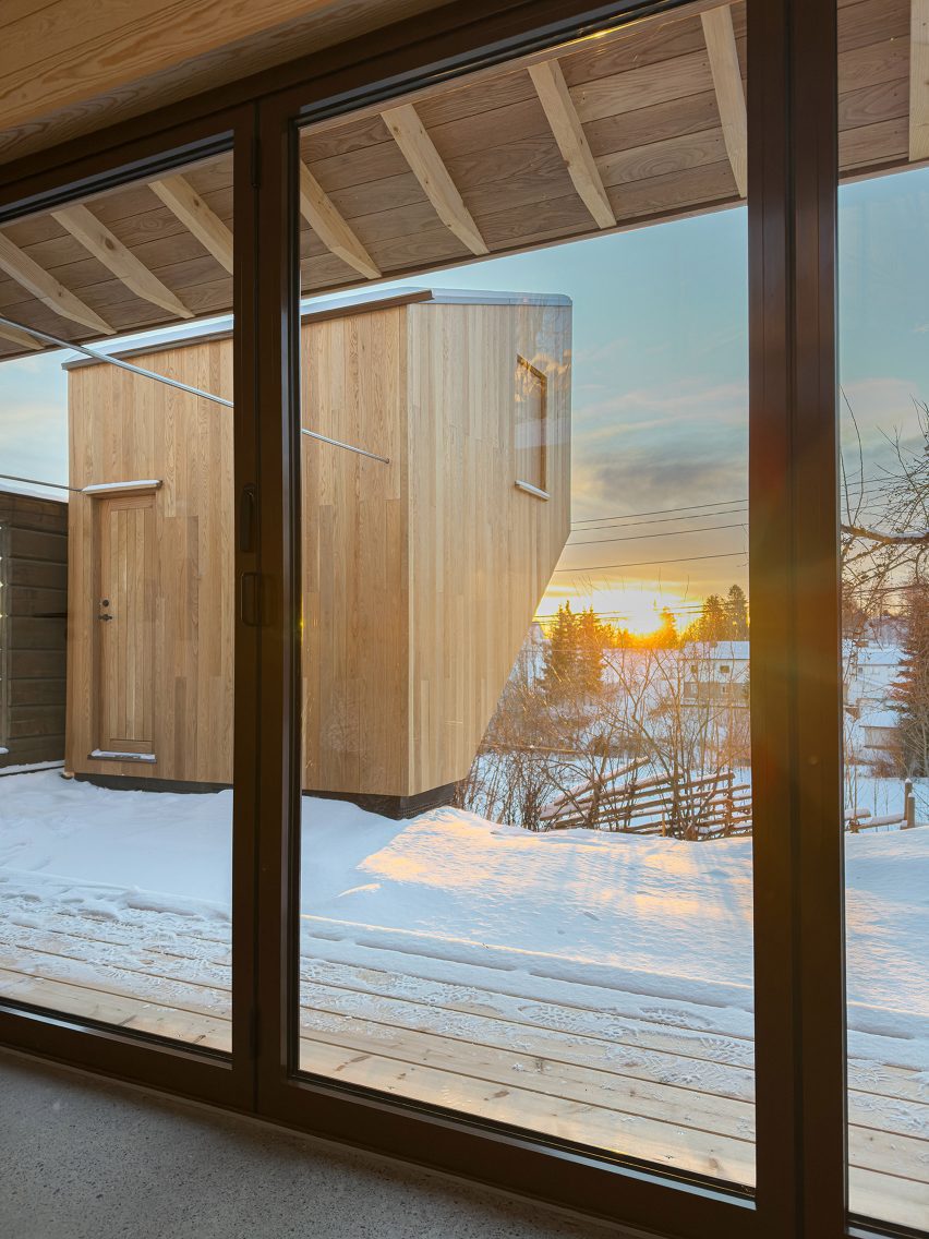 Folly Fair Hill annexe by Rever & Drage