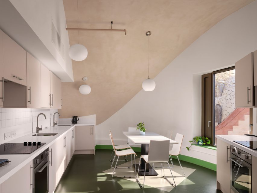 Gradel Quadrangles at New College Oxford by David Kohn Architects