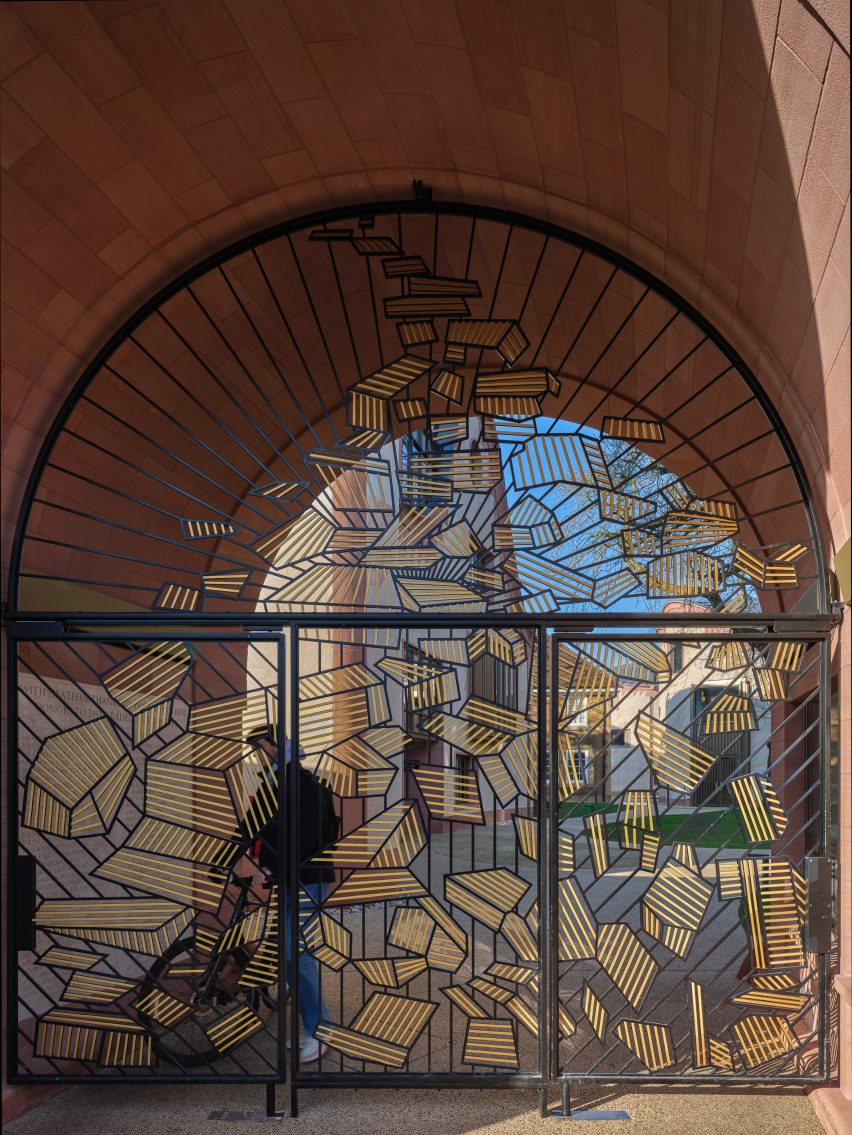 Gradel Quadrangles at New College Oxford by David Kohn Architects