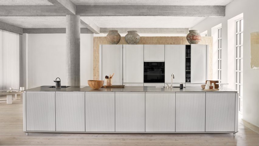 V3 modular kitchen by Vipp