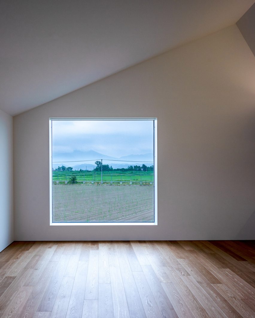 House W by Florian Busch Architects
