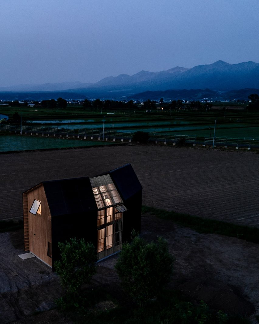 House W by Florian Busch Architects