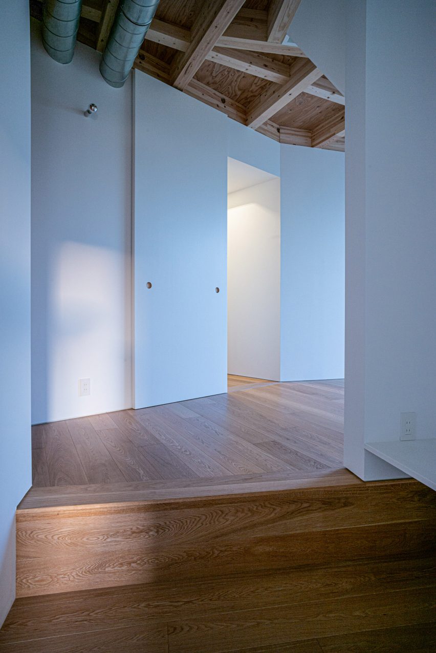 House W by Florian Busch Architects
