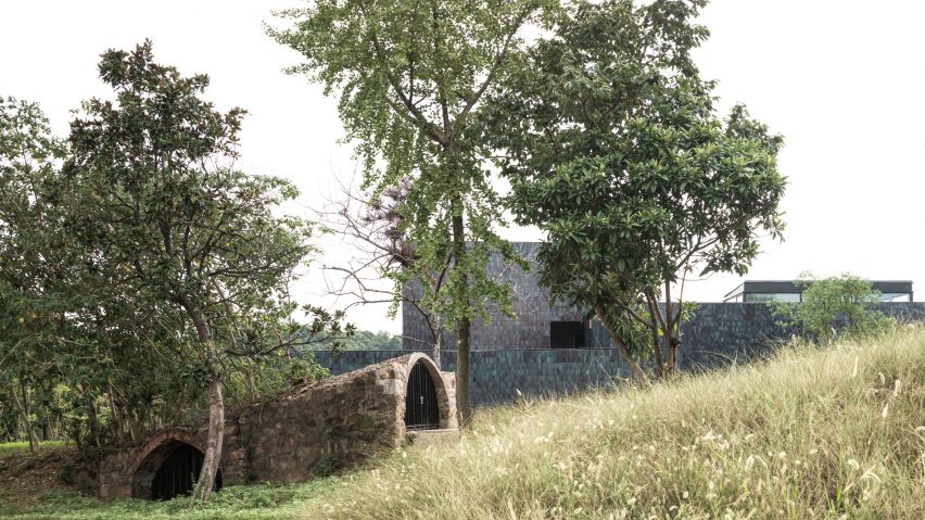 Huanglong Mountain Zisha Mineral Source Museum by Atelier XÜK