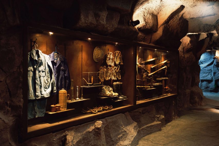 Huanglong Mountain Zisha Mineral Source Museum by Atelier XÜK