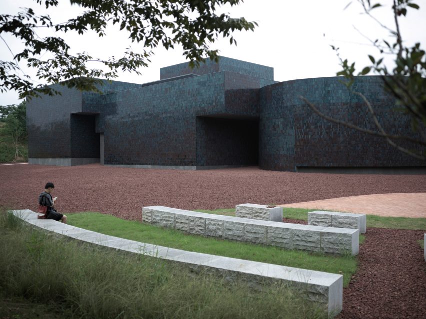 Huanglong Mountain Zisha Mineral Source Museum by Atelier XÜK