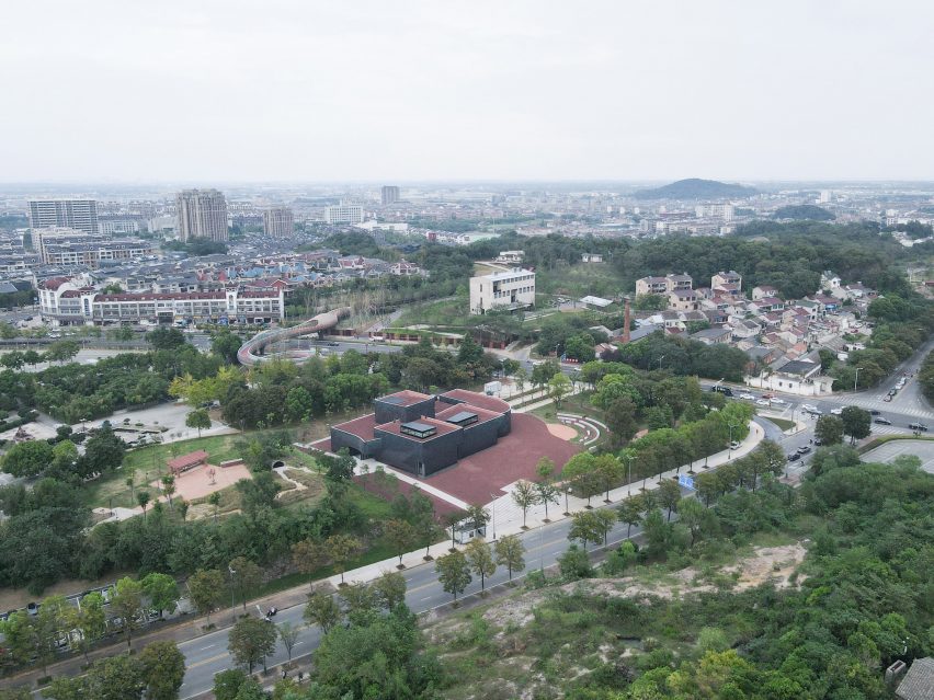Huanglong Mountain Zisha Mineral Source Museum by Atelier XÜK