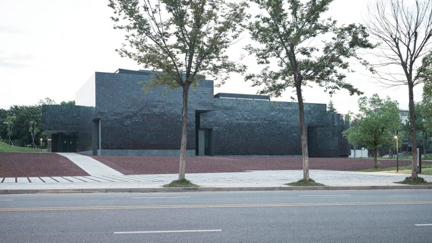 Huanglong Mountain Zisha Mineral Source Museum by Atelier XÜK
