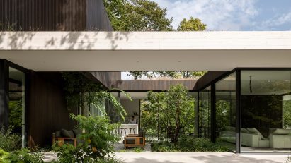 Hidden Villa by i29