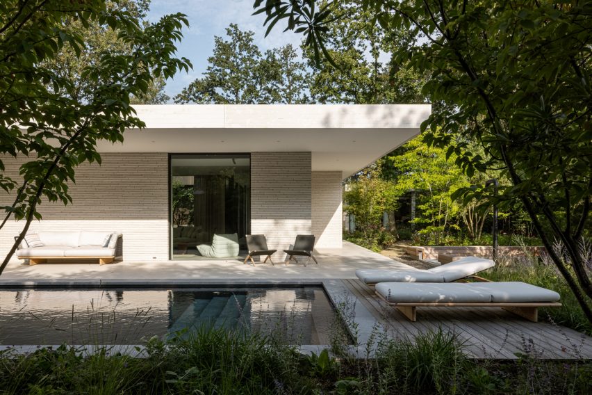 Hidden Villa by i29