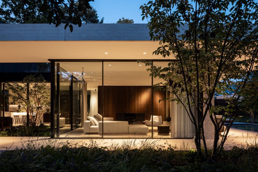 Hidden Villa by i29