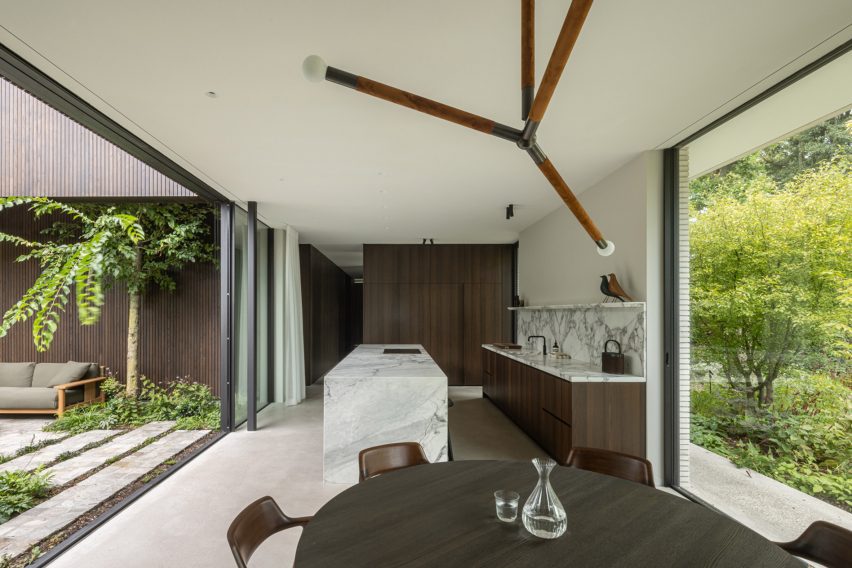Hidden Villa by i29