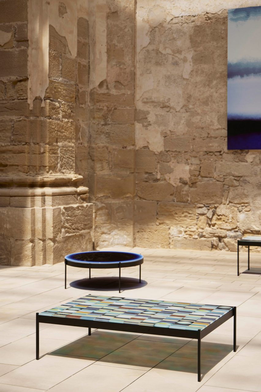 Iris tables by Alejandra Gandía-Blasco for Gandia Blasco