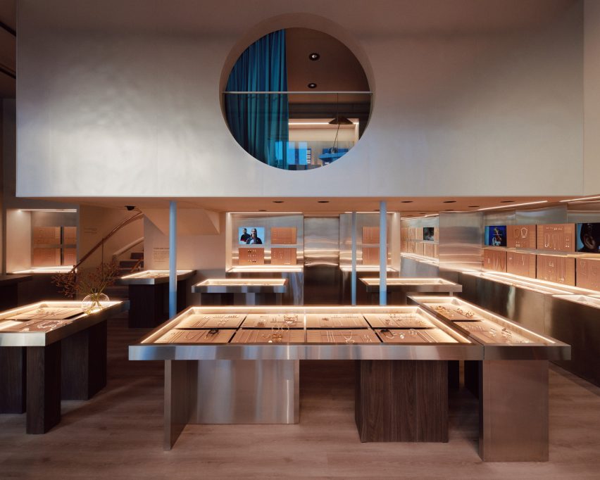 Kalevala flagship store in Helsinki, Finland by Yatofu.