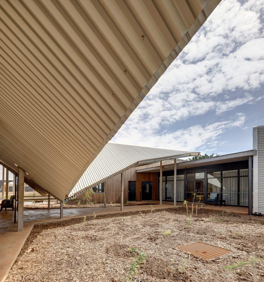 Yutjuwala Djwarr Aged Care by Kaunitz Yeung Architecture