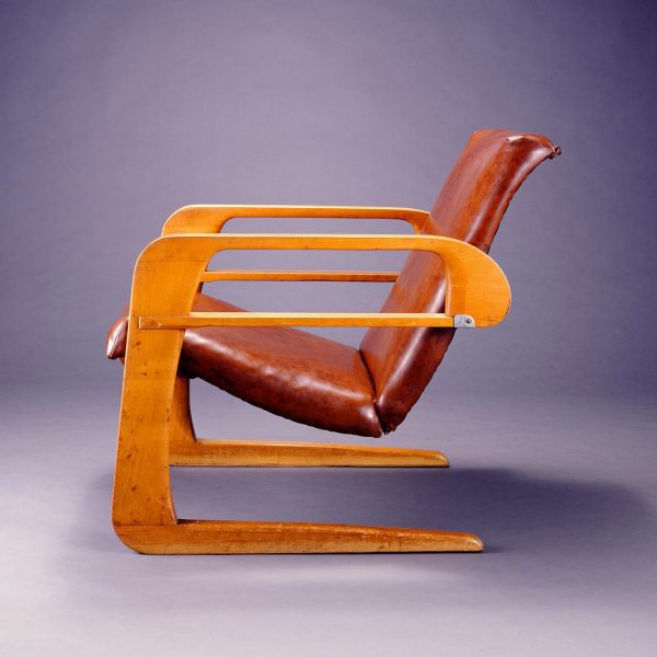 Airline chair by Kem Weber