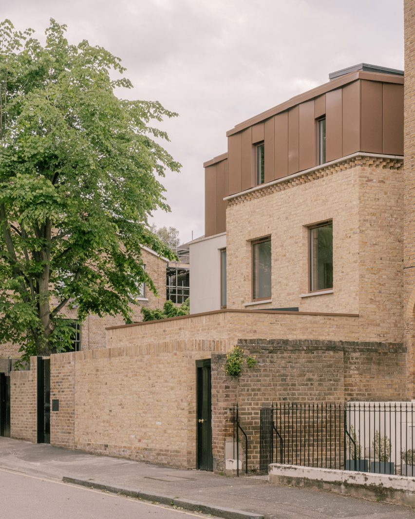 Lee Terrace by Mailen Design