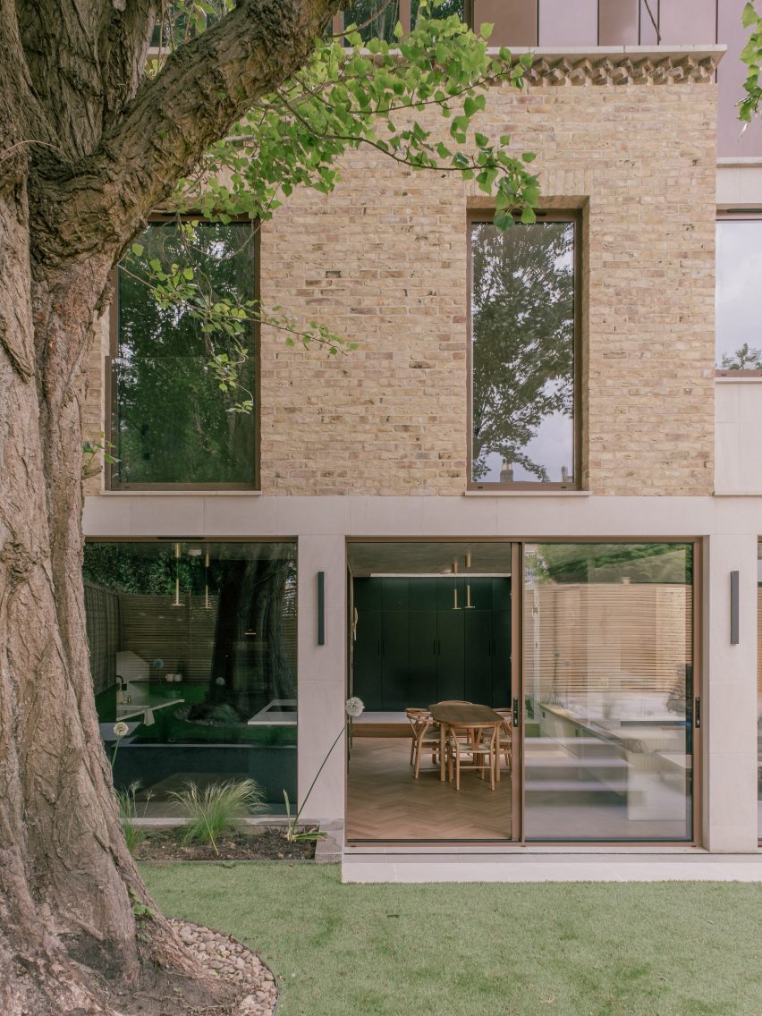 Lee Terrace by Mailen Design