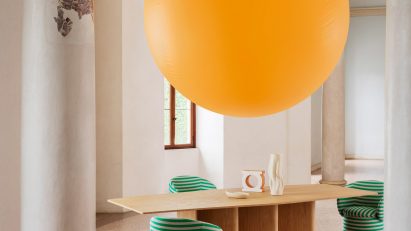 Nami table by E-ggs for Miniforms